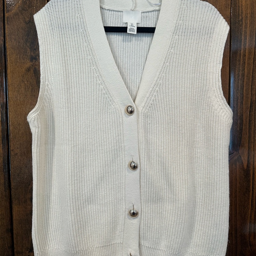 H&M Off-White Cardigan Vest